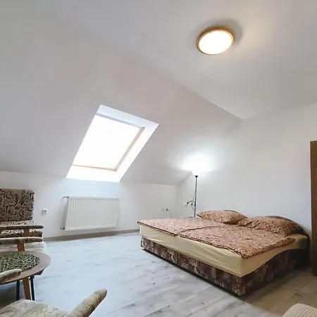 édenkert Apartment *